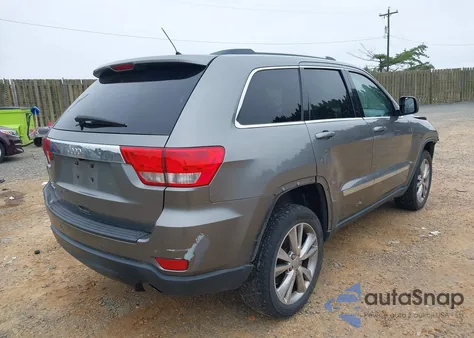 2013 Jeep Grand Cherokee Laredo z USA, uszkodzony, nr VIN 1C4RJFAG3DC556035